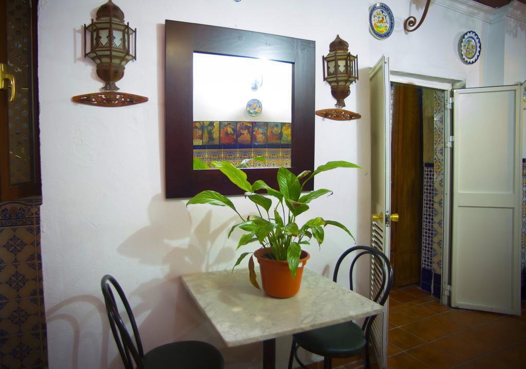 Pension Santa Maria La Blanca Siviglia Esterno foto
